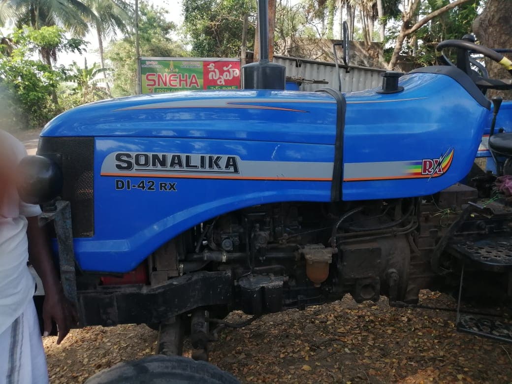 Sonalika DI 42RX (2)