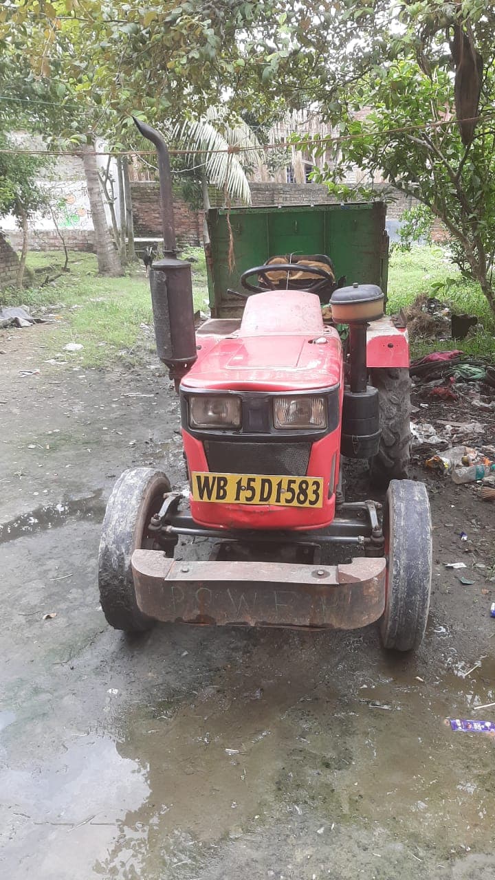Mahindra Yuvraj 215 NXT