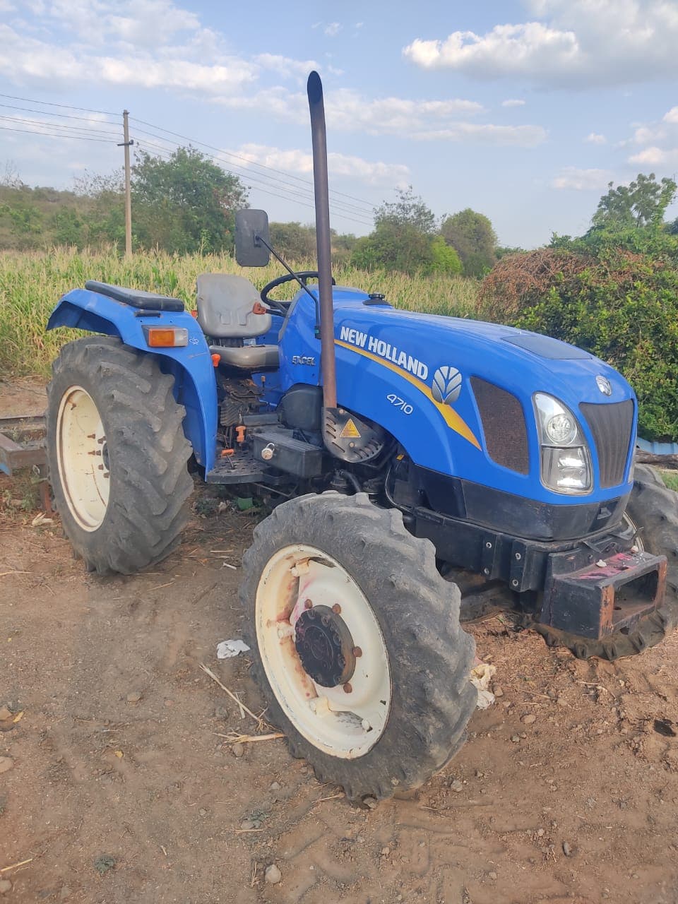 New holland 4710 4WD (4)