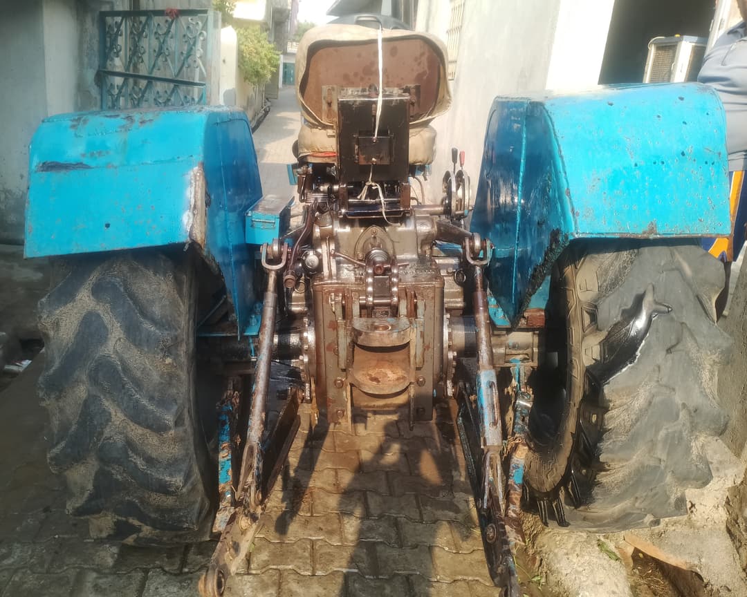 Indo farm 3035 DI (3)