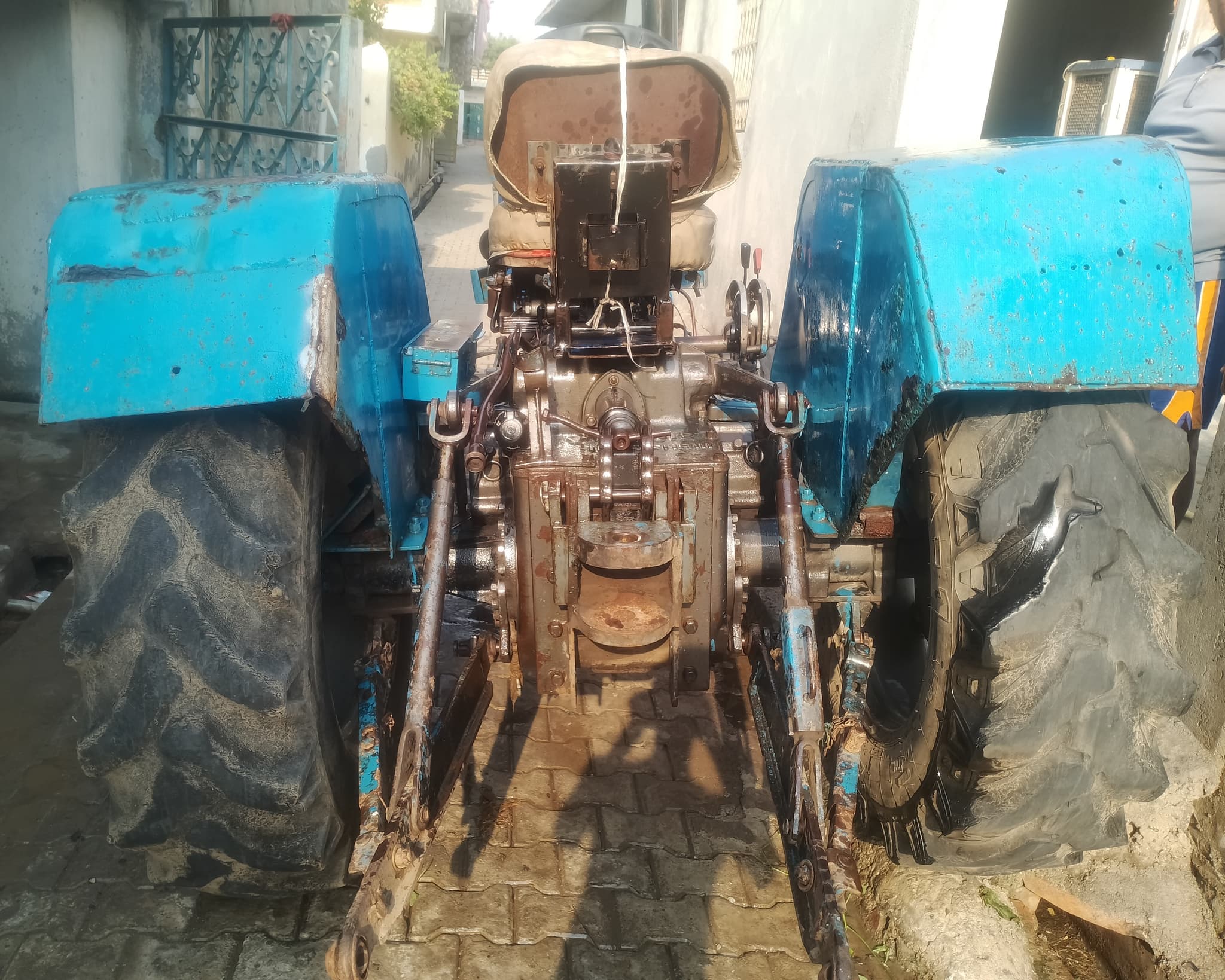 Indo farm 3035 DI (3)