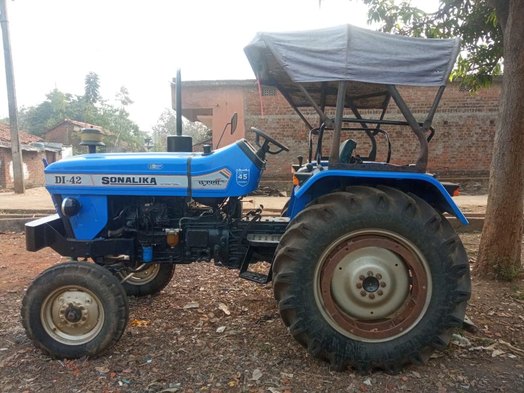 Sonalika DI 42 Chatrapati (2)