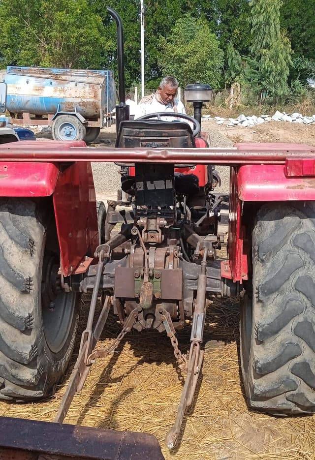 Massey ferguson 241 (3)