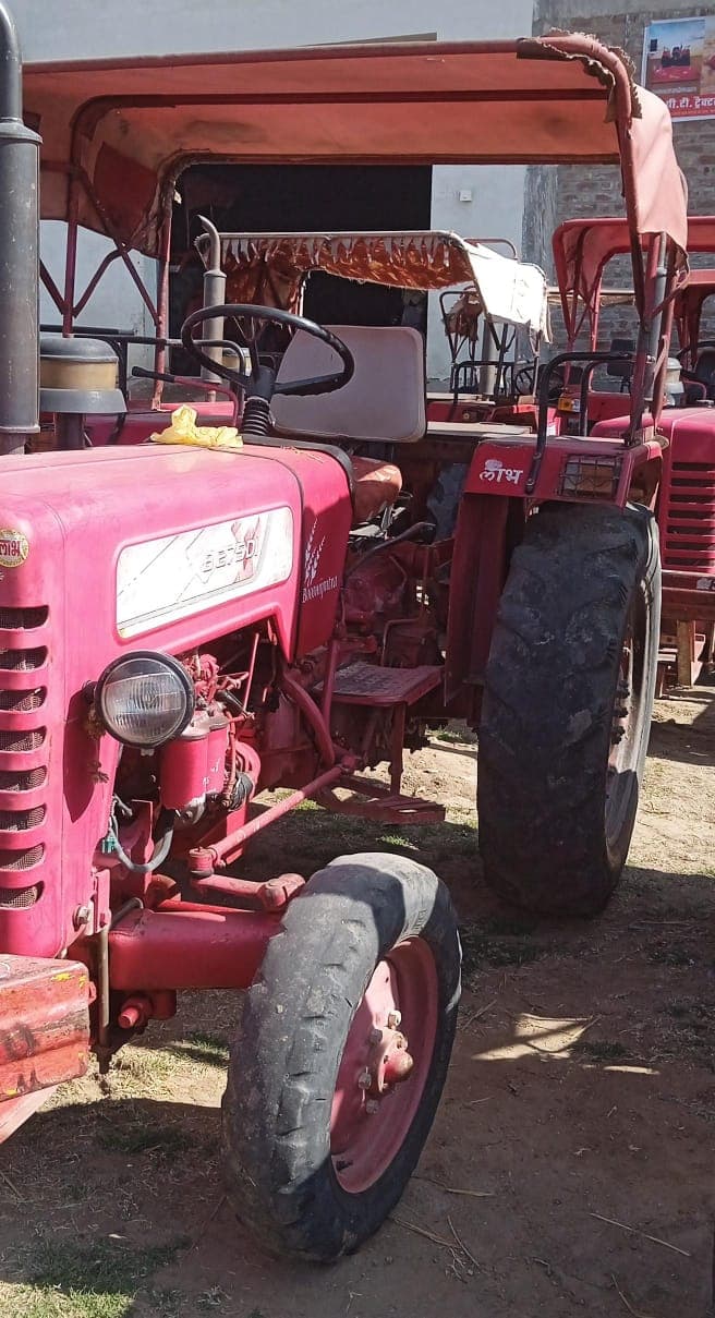 Mahindra 275 DI TU (4)