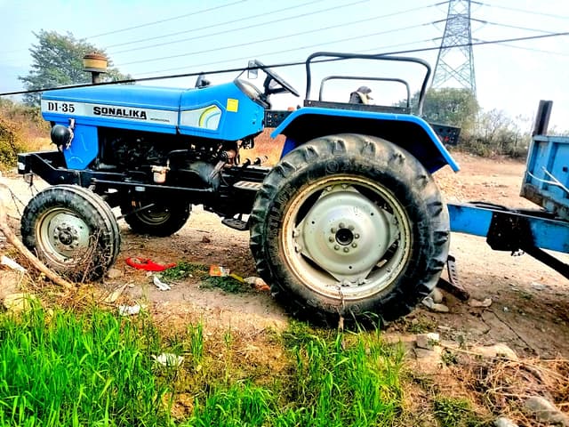 Sonalika DI 35 (2)
