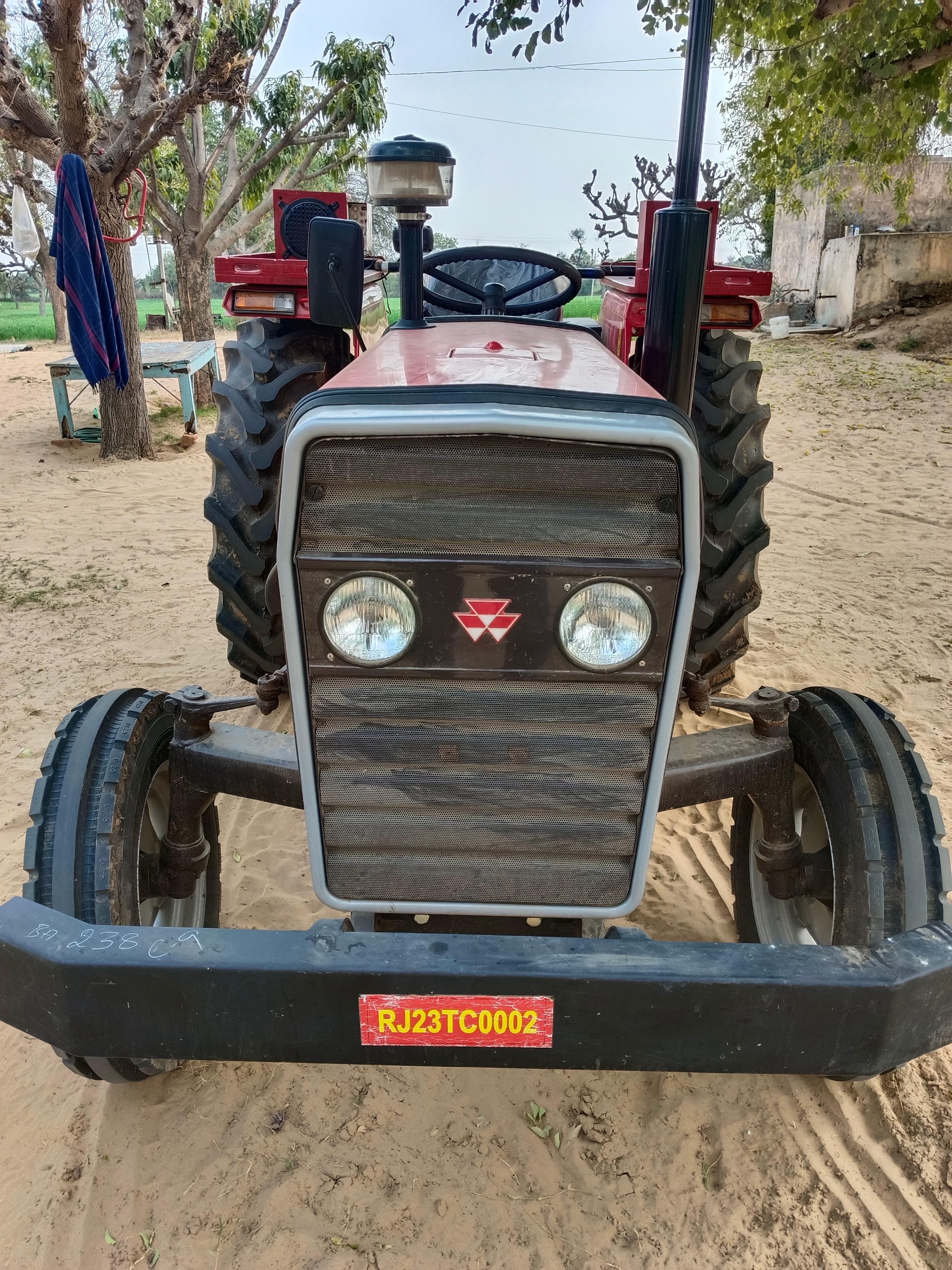 Massey ferguson 241 Dynatrack