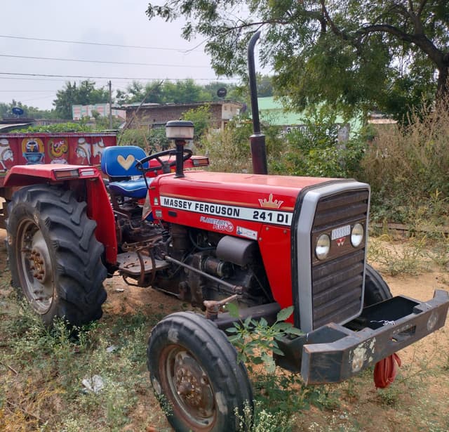 Massey ferguson 241 DI (2)
