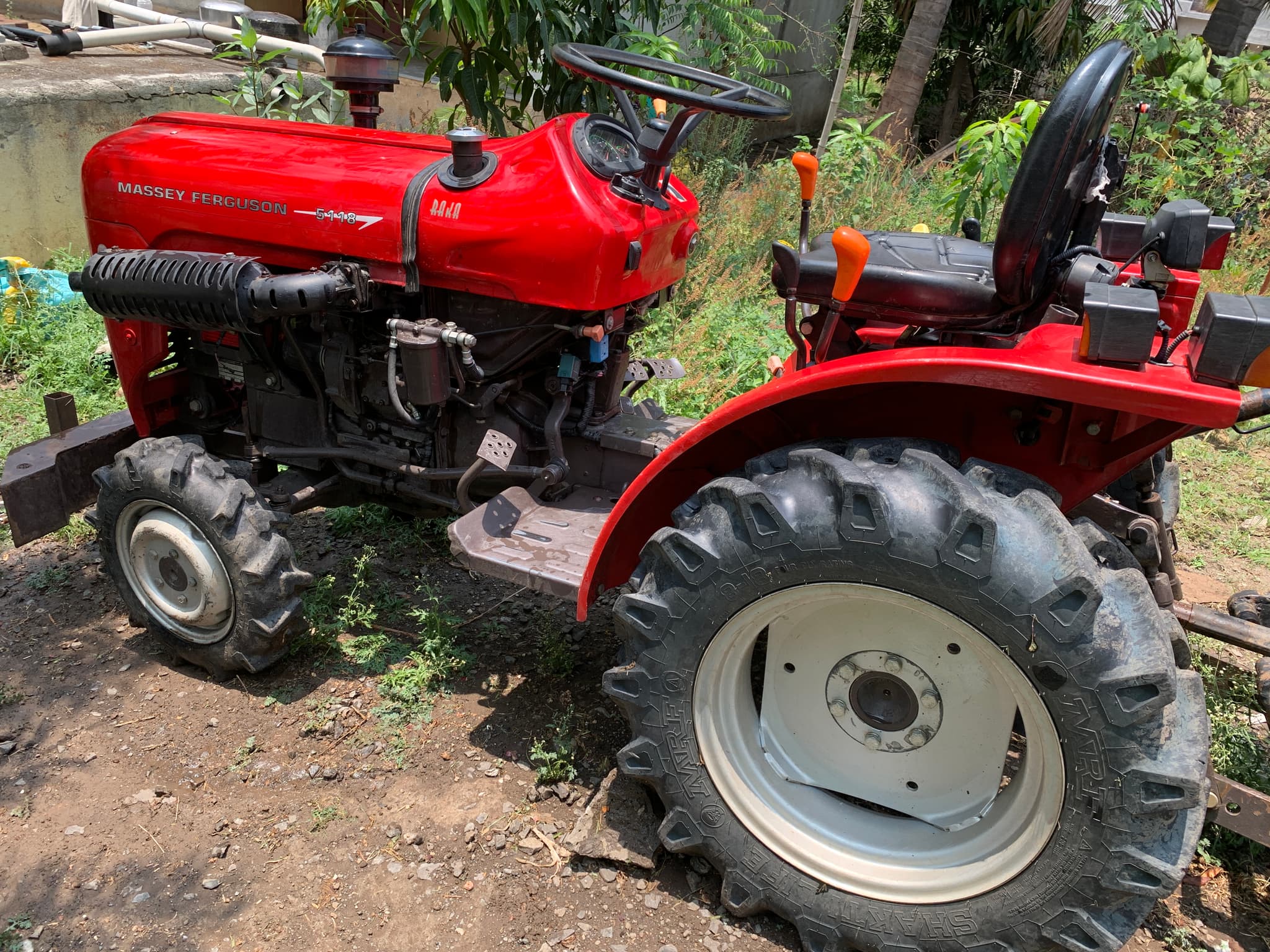 Massey ferguson 5118 4wd (2)