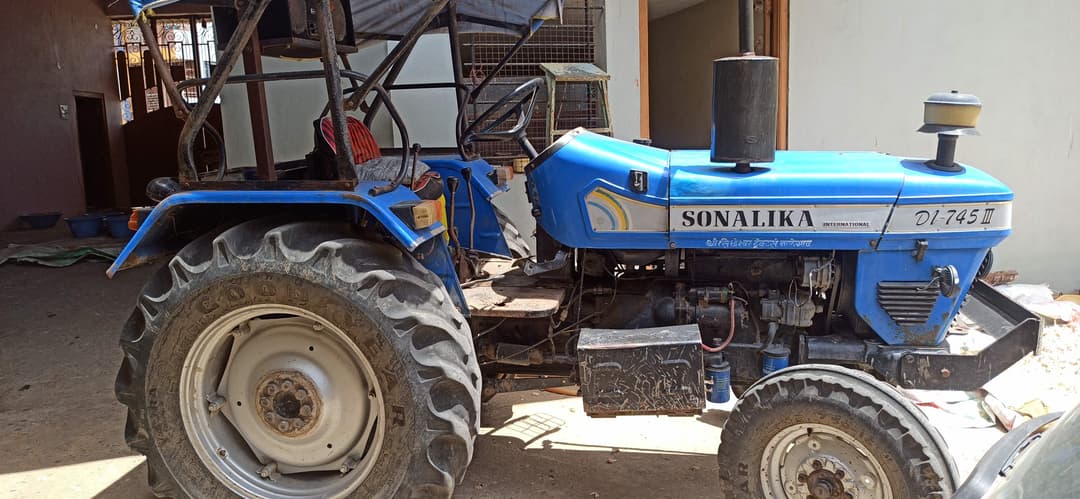 Sonalika DI 745 III (4)