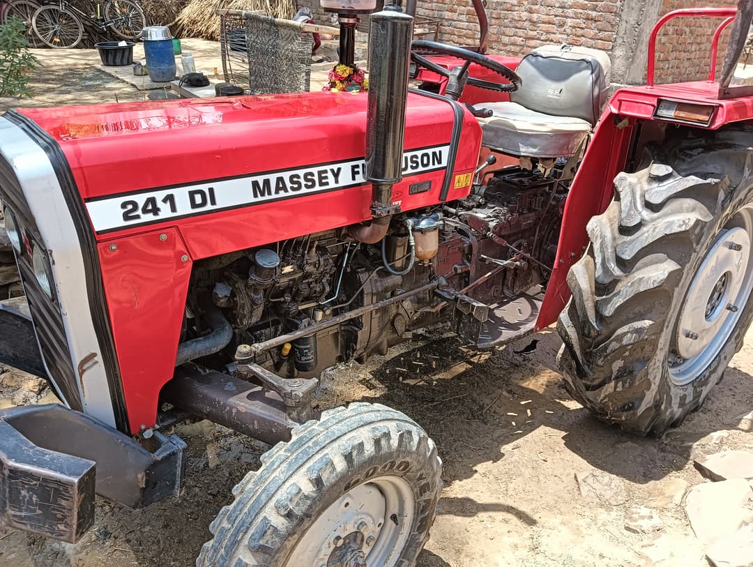 Massey ferguson 241 DI Planetary Plus (4)