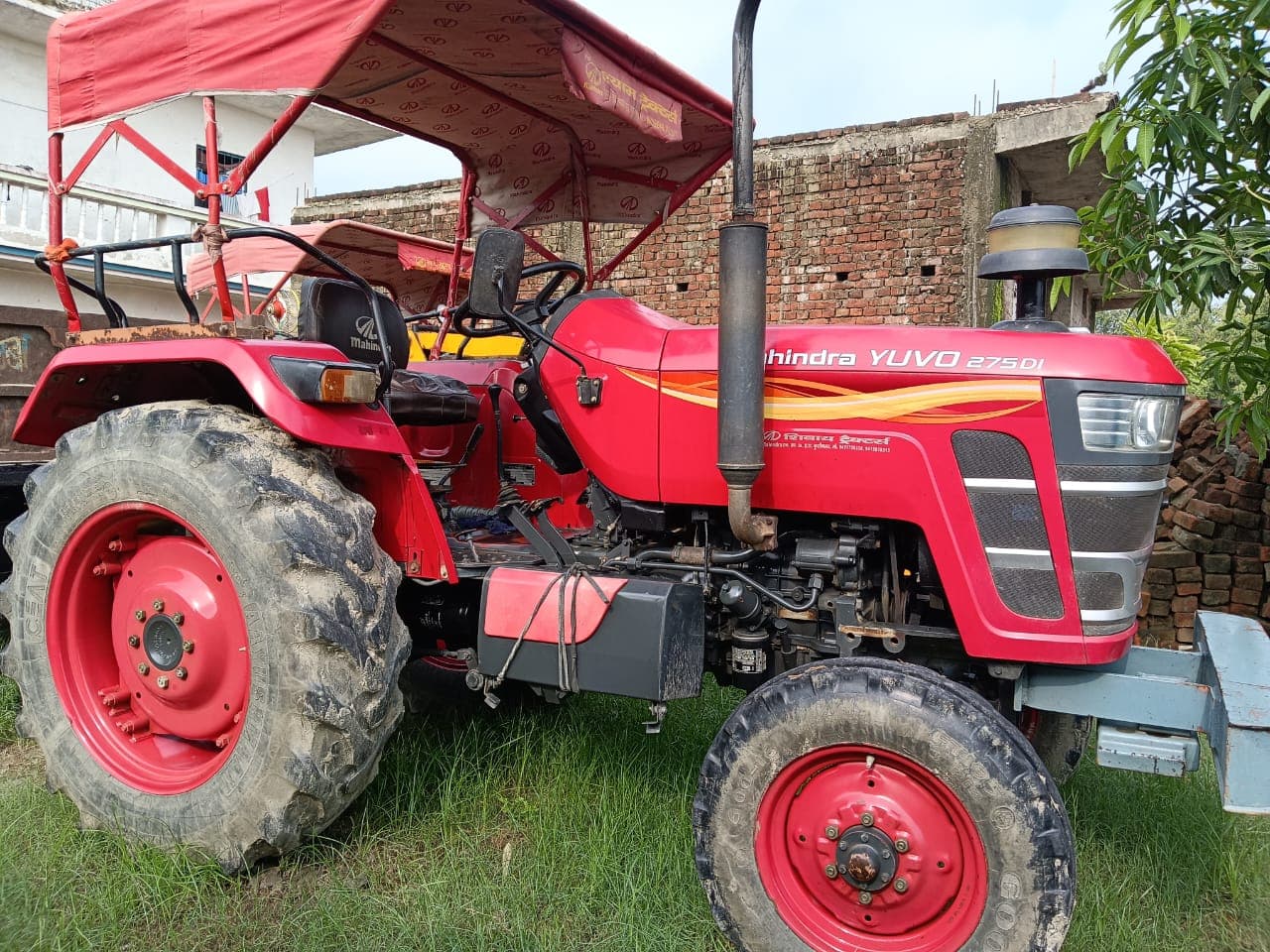 Mahindra YUVO 275 DI