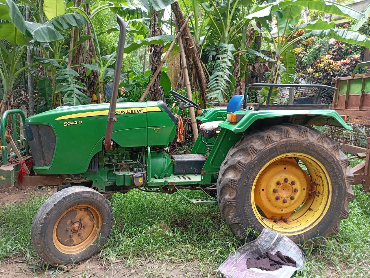 John deere 5042 D (3)