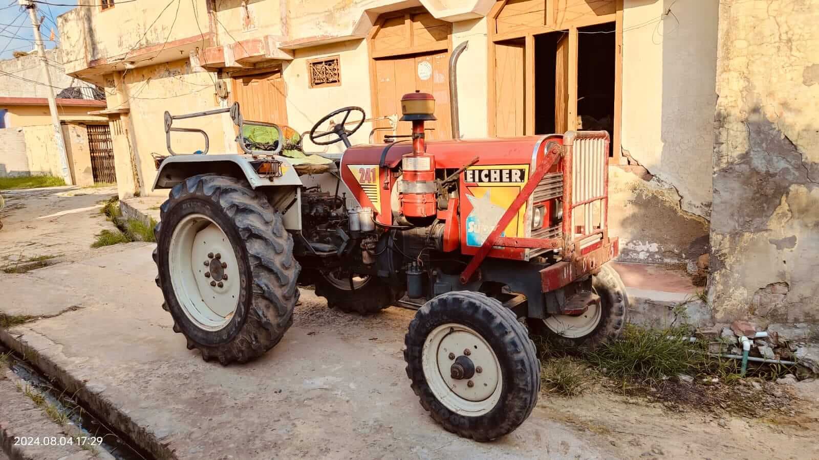 Eicher 241 XTRAC