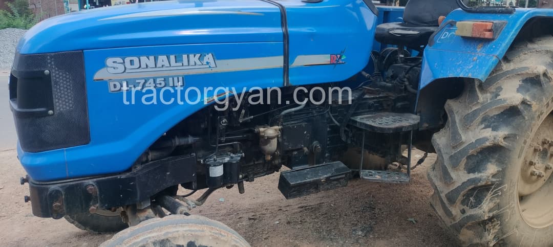 Sonalika DI 745 III Rx (2)