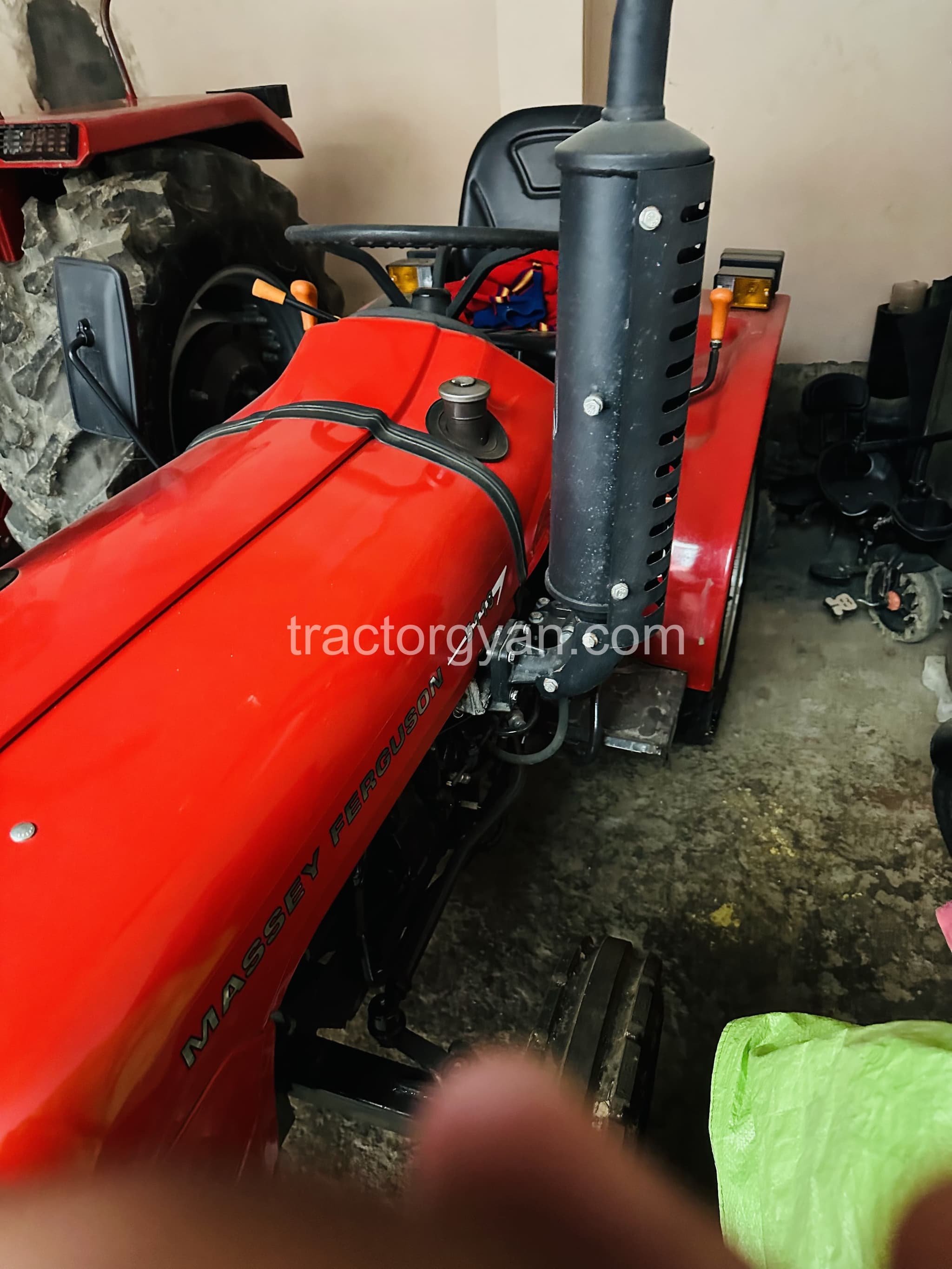 Massey ferguson 5118 2wd (3)
