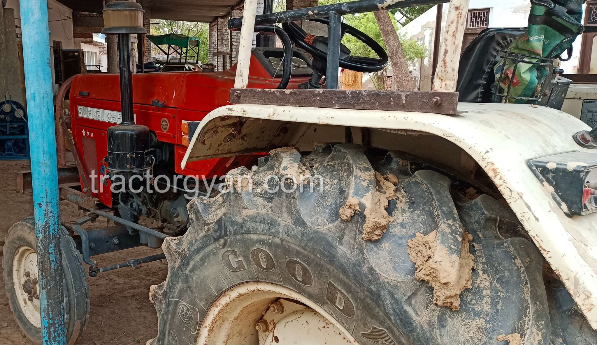 Swaraj 855 FE (2)