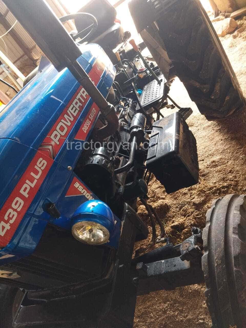 Powertrac 439 Plus (2)