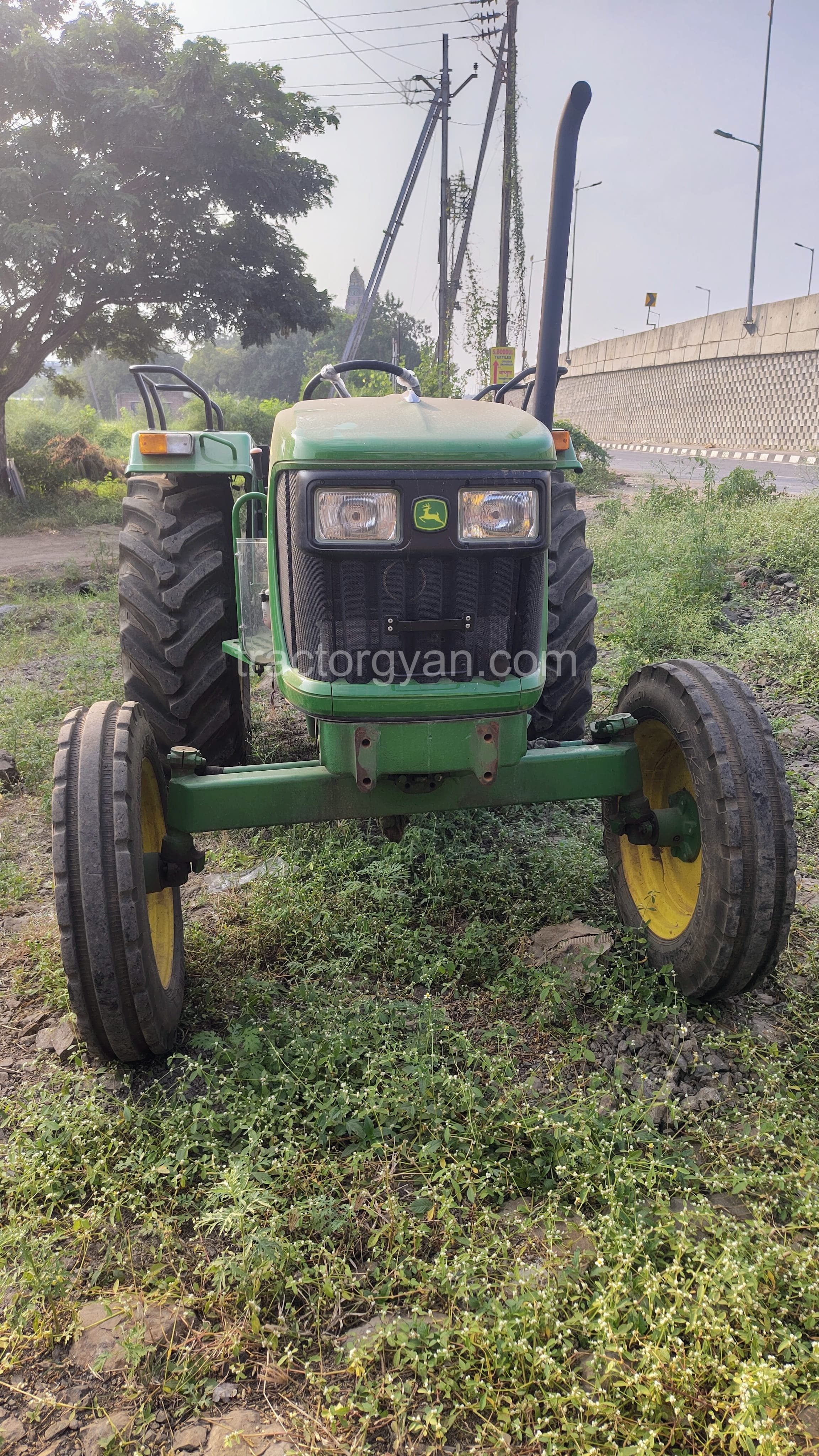John deere 5210 2WD