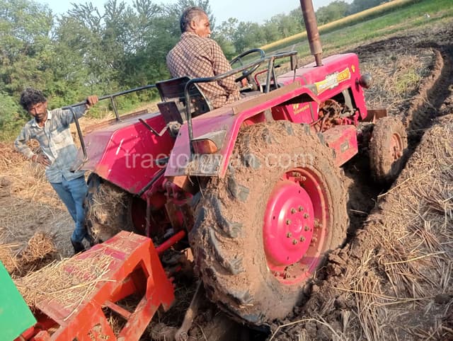Mahindra Yuvo tech plus 405 DI (3)