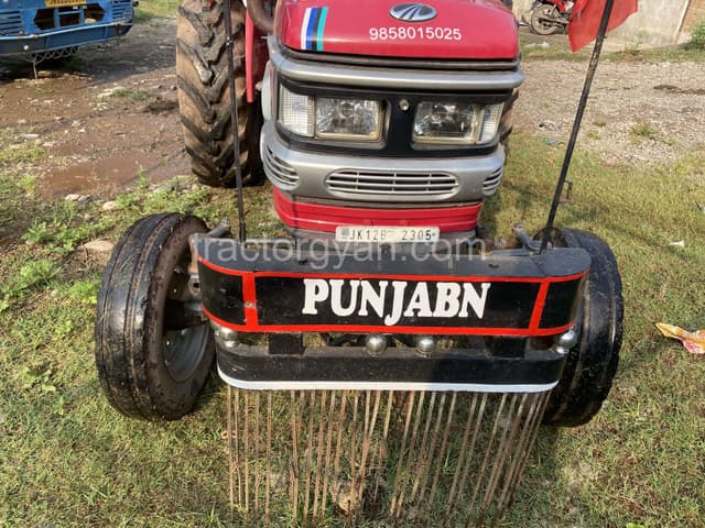 Mahindra Arjun 555 DI (3)