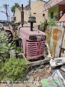 Mahindra 595 DI TURBO (1)