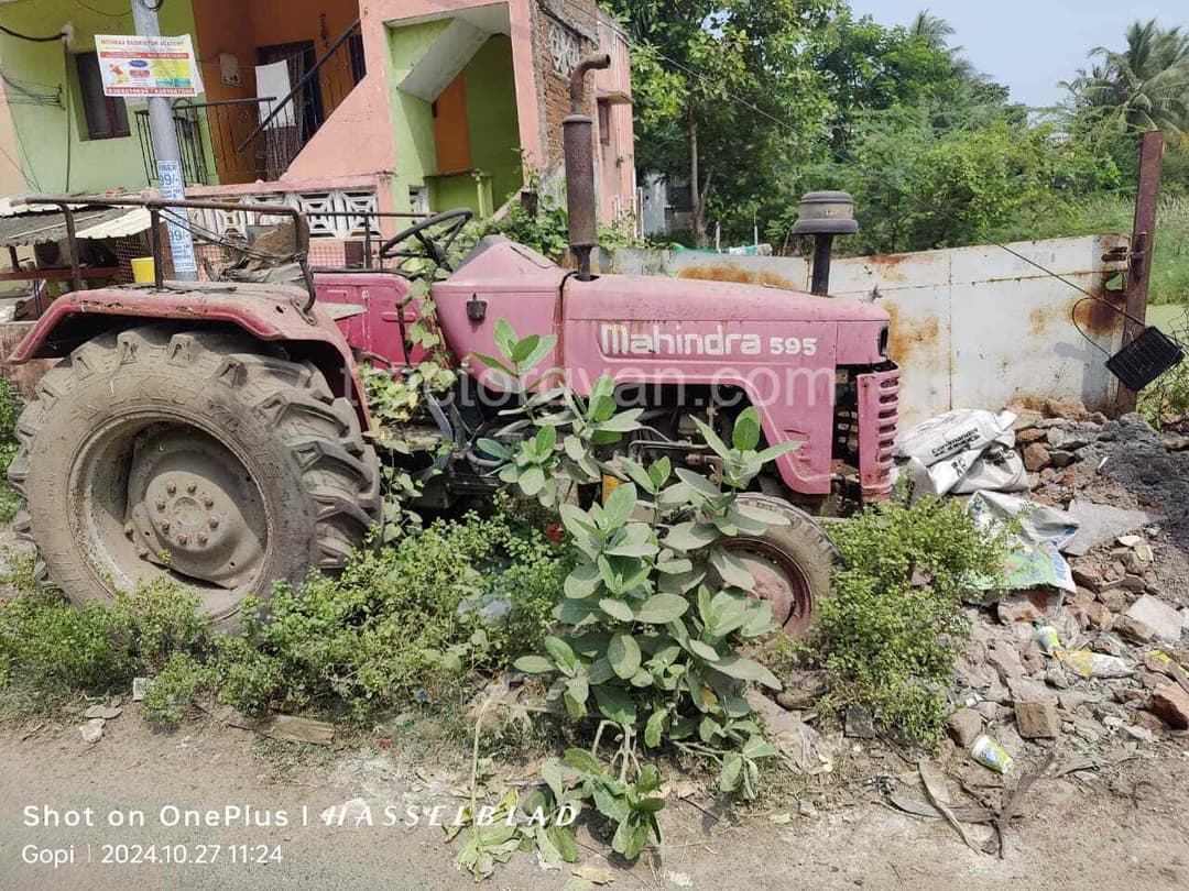Mahindra 595 DI TURBO (2)