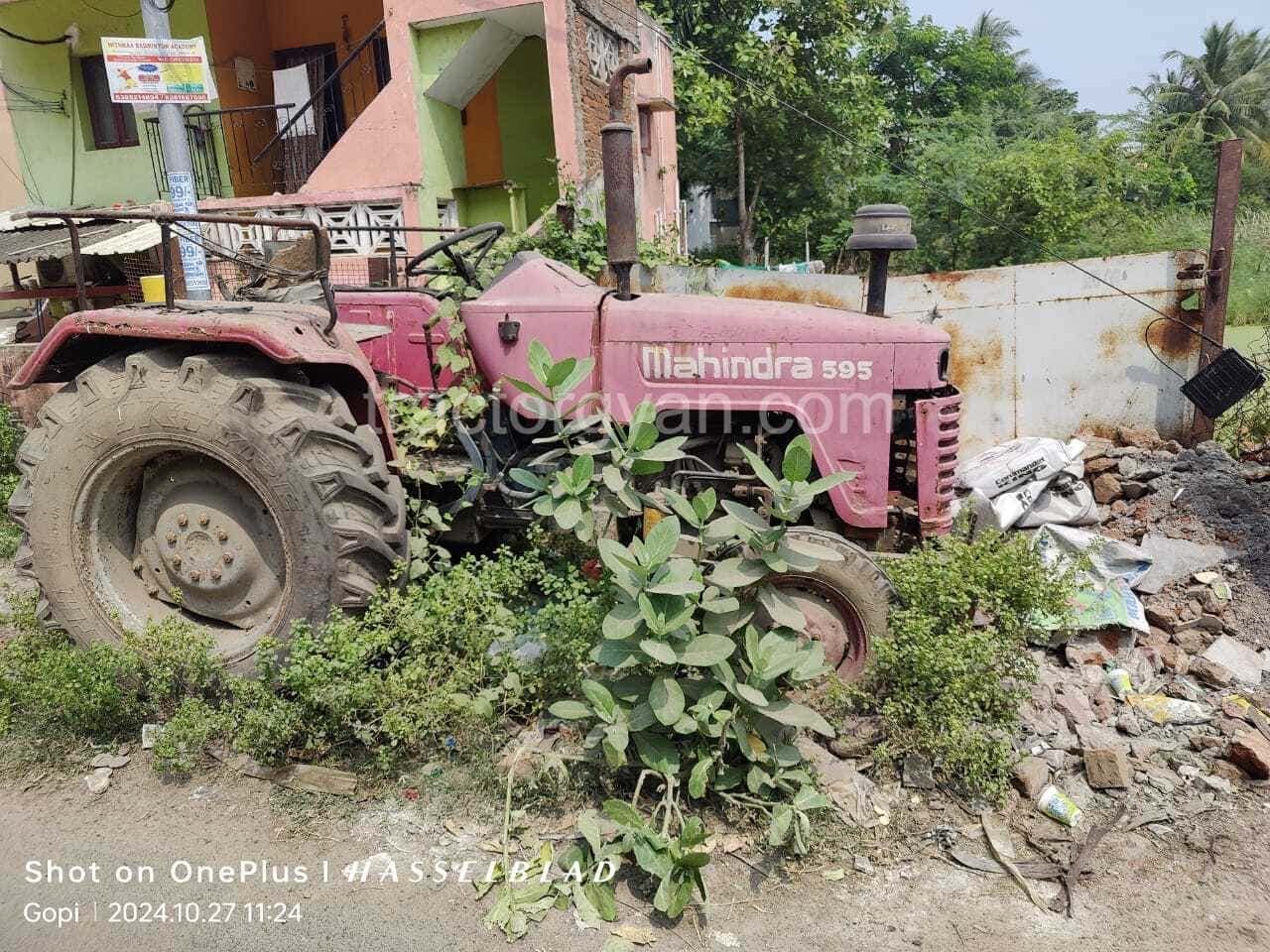 Mahindra 595 DI TURBO (2)