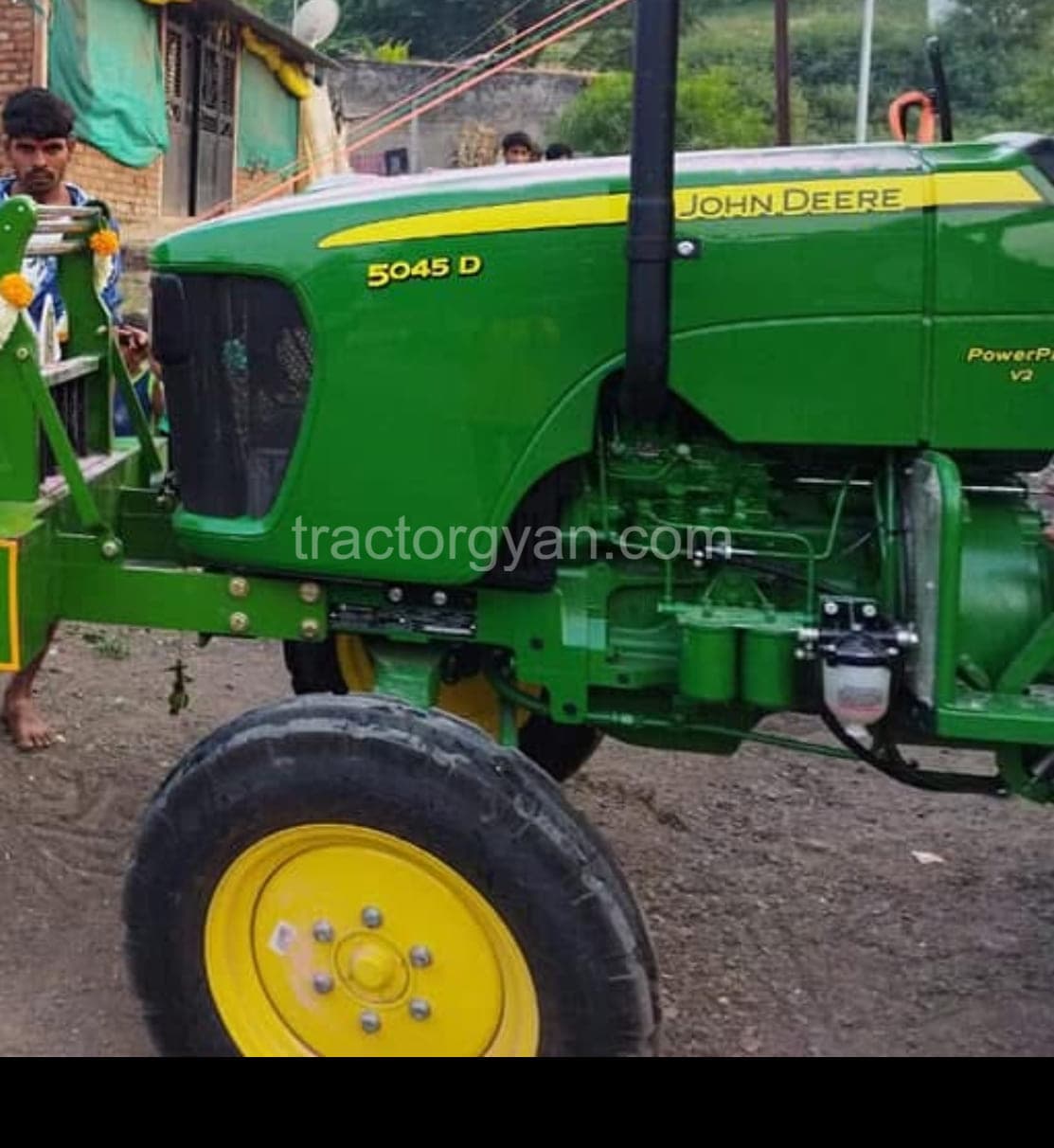 John deere 5045 D (2)