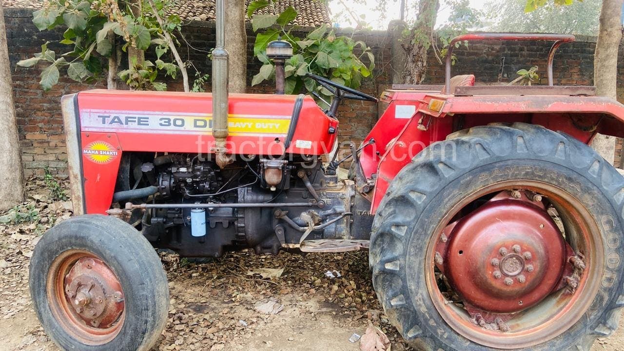 Massey ferguson TAFE 30 DI Orchard Plus