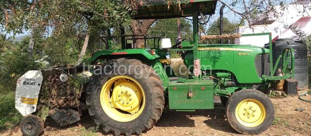John deere 5050 D (3)
