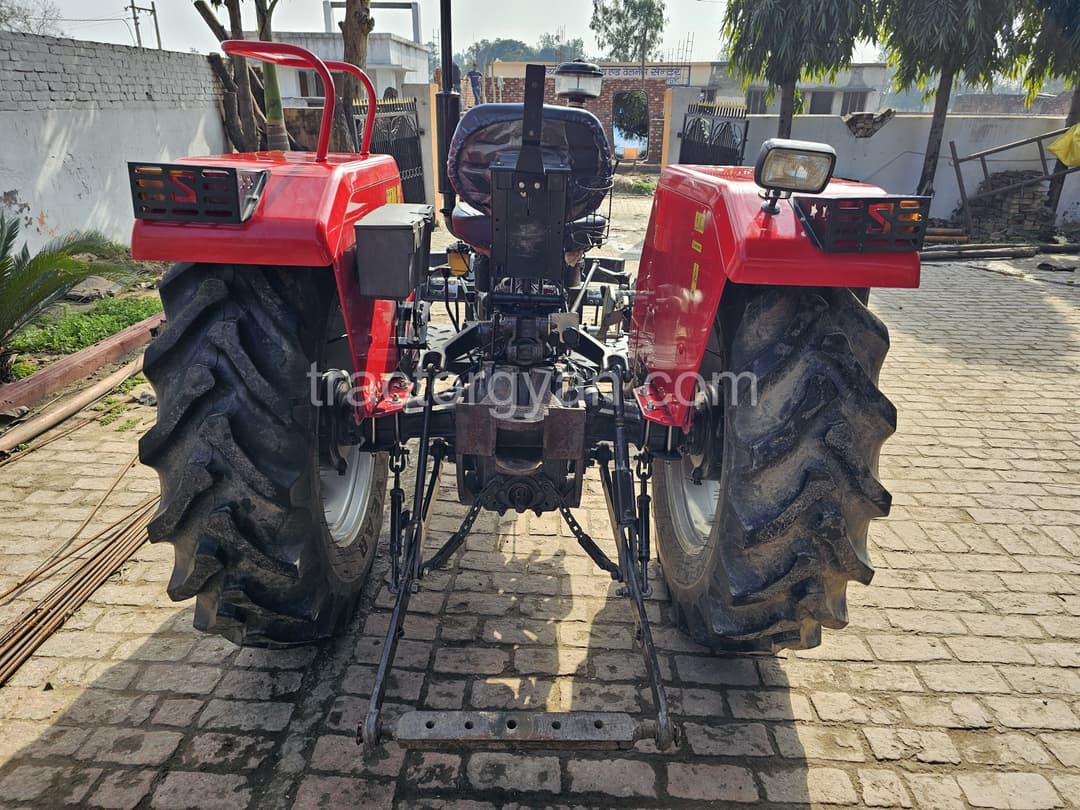 Massey ferguson 241 R (4)
