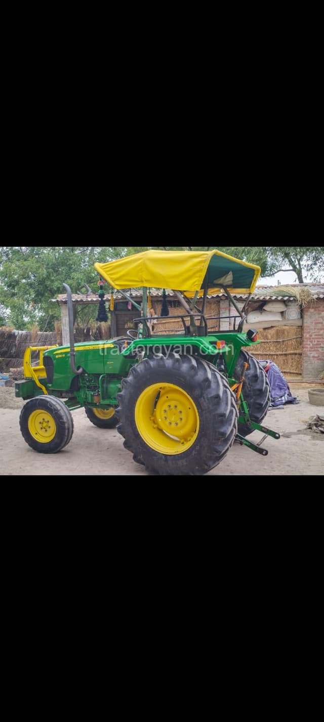 John deere 5050 D (2)