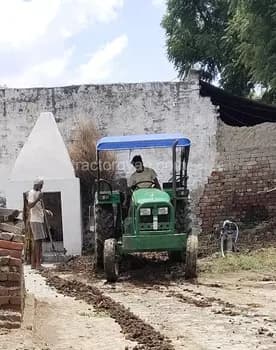 John deere 5045 D image 1