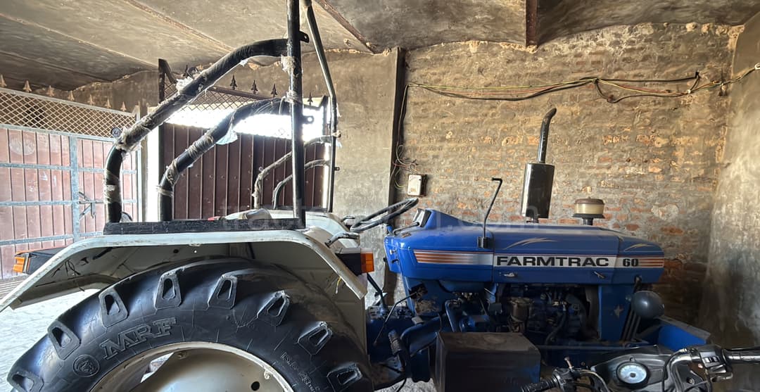 Farmtrac 60 Classic (4)