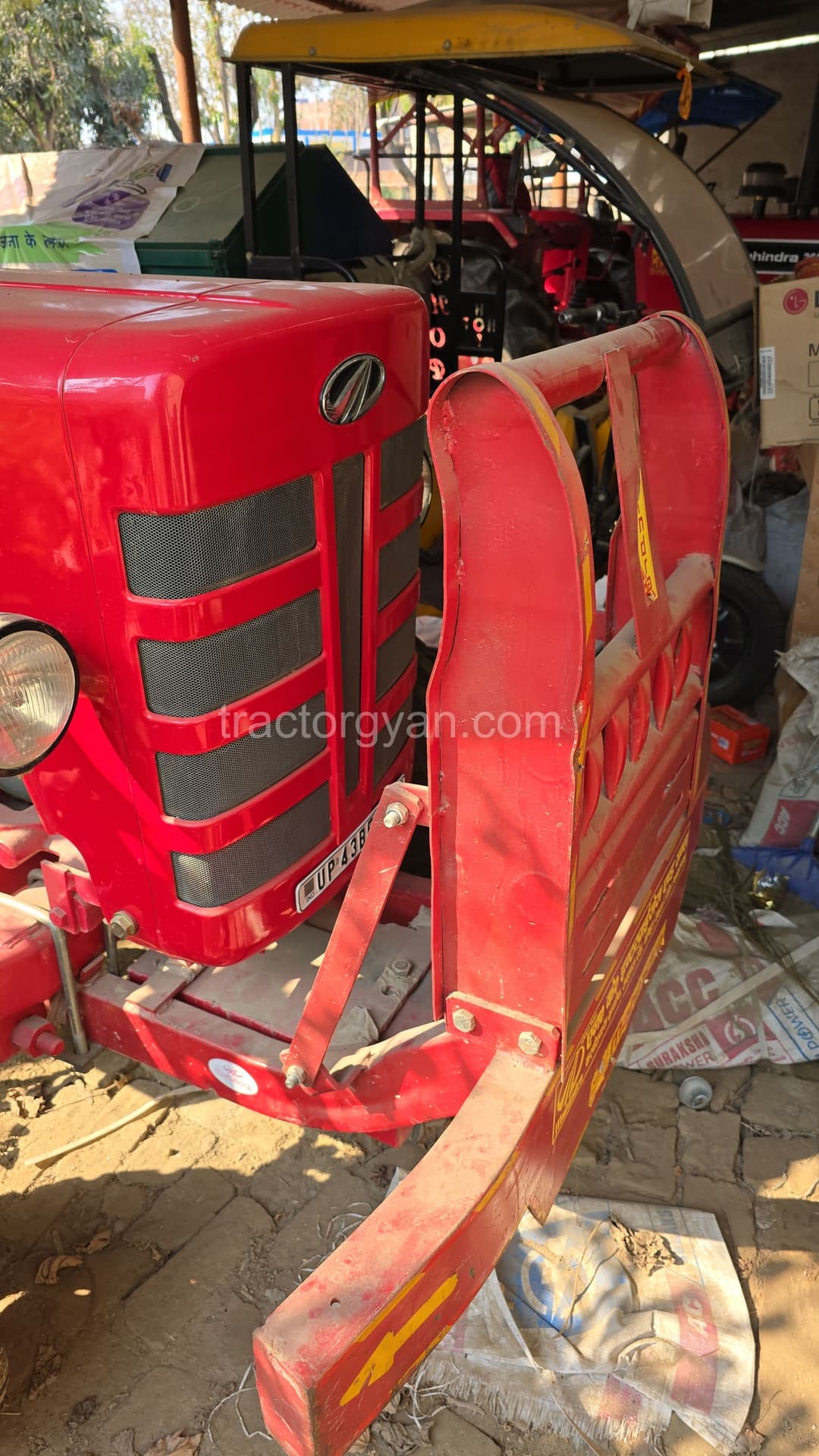 Mahindra 275 DI XP Plus (2)