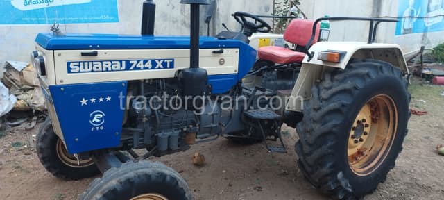 Swaraj 744 XT (2)