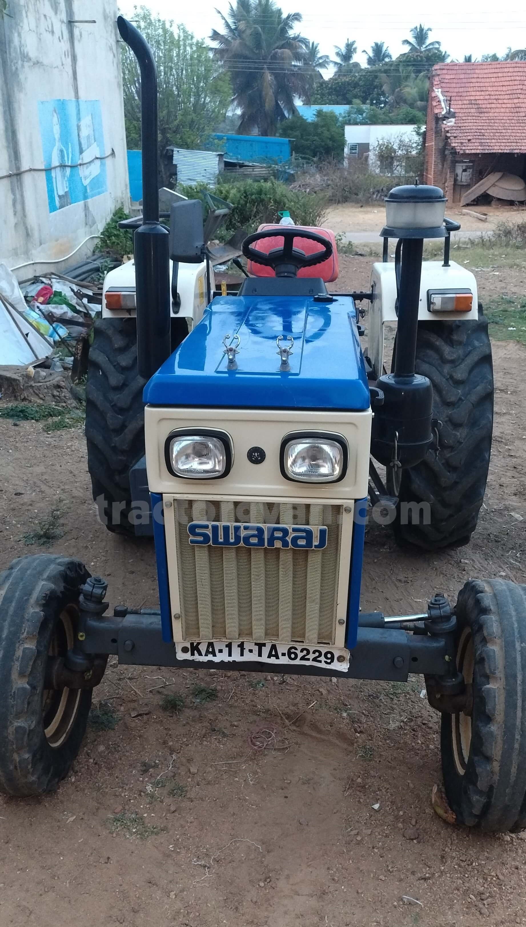 Swaraj 744 XT