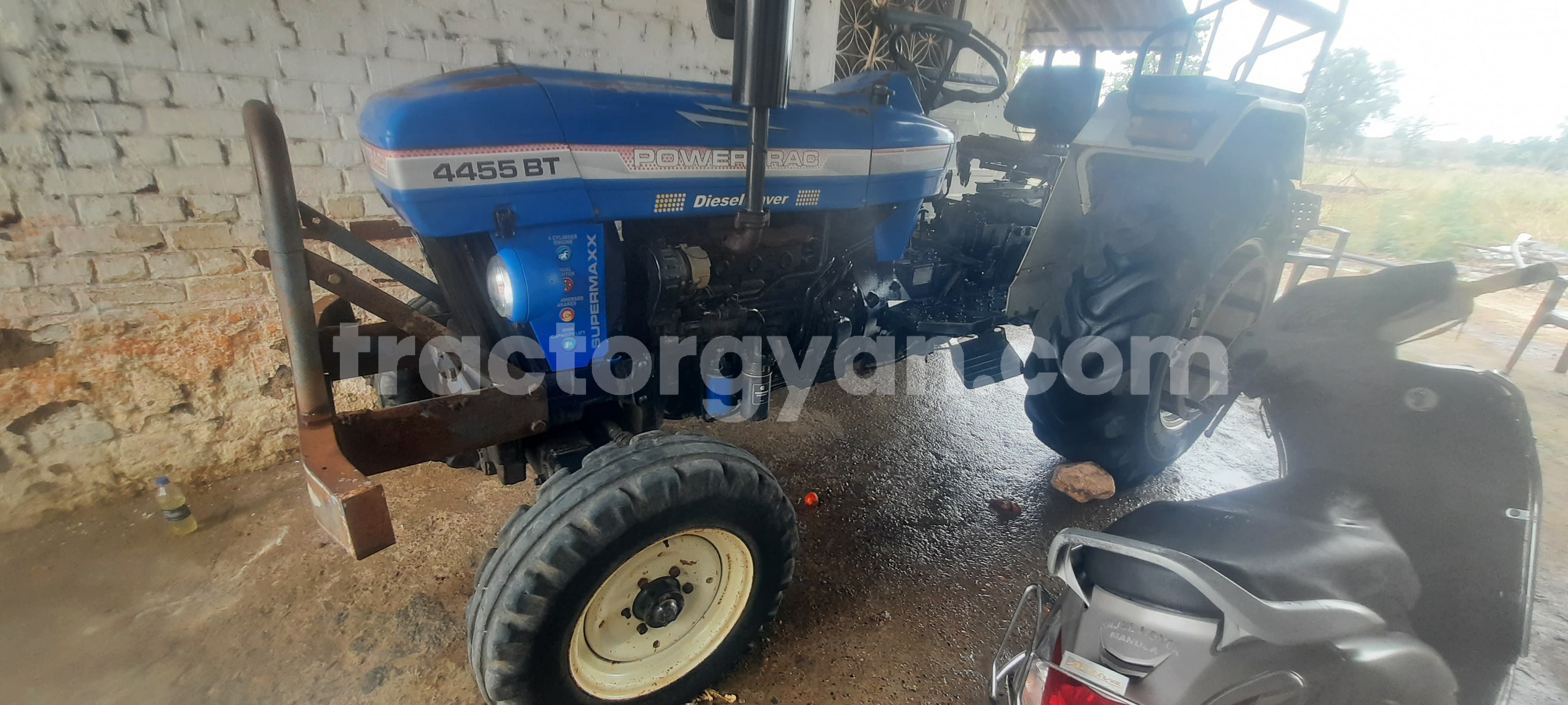 Powertrac 4455 BT