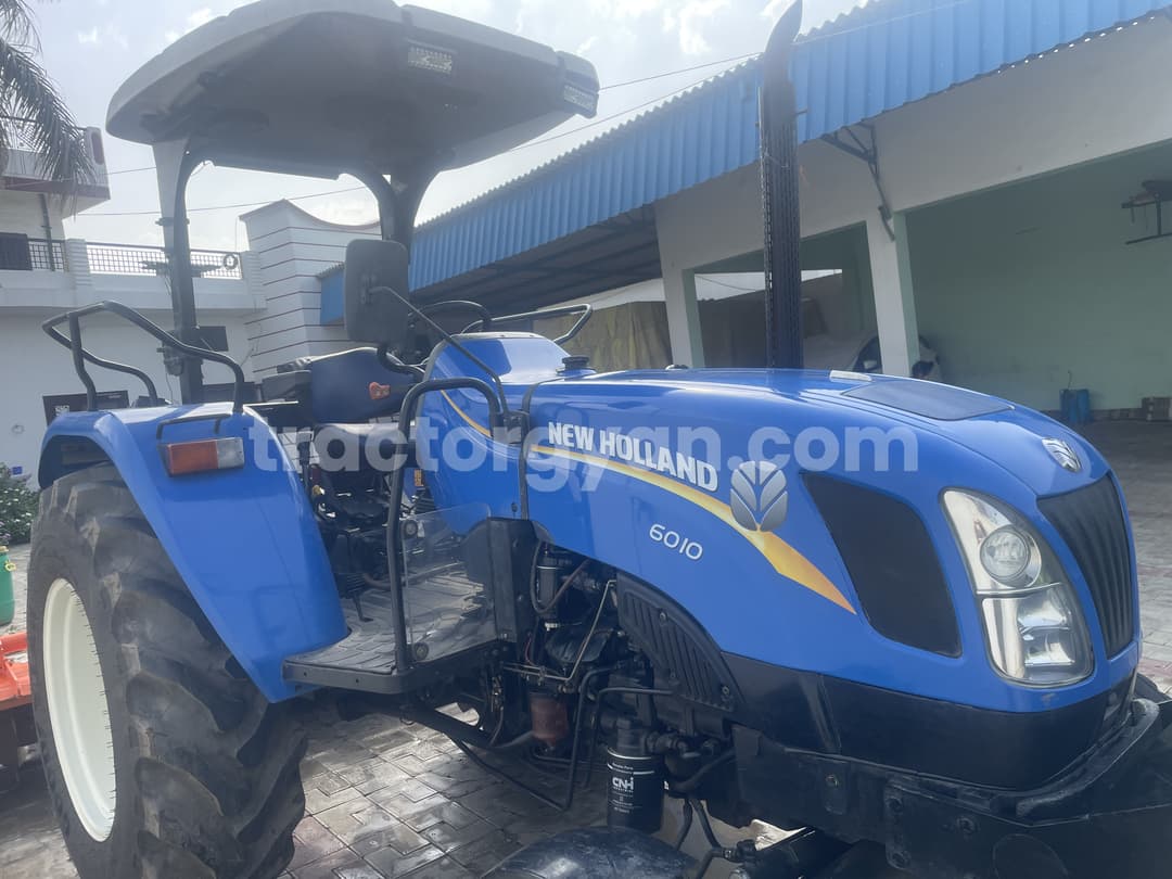 New holland Excel 6010 2WD 4WD (4)