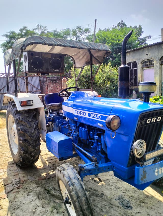 Farmtrac 3600 (4)