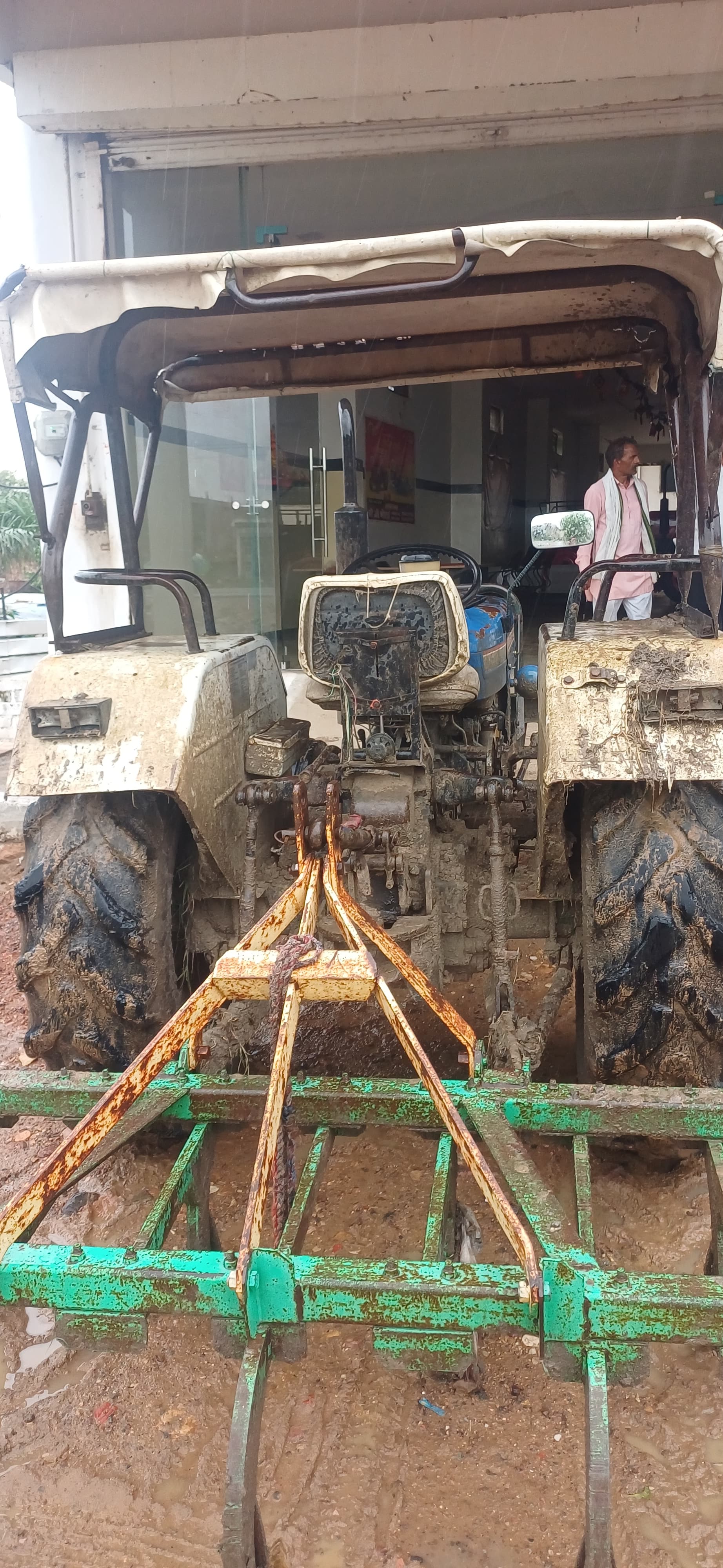 Powertrac 439 Plus (3)