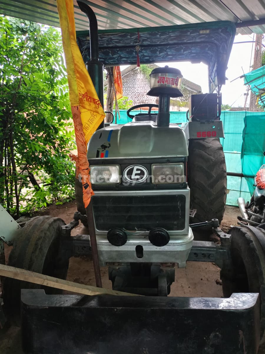 Eicher 5660