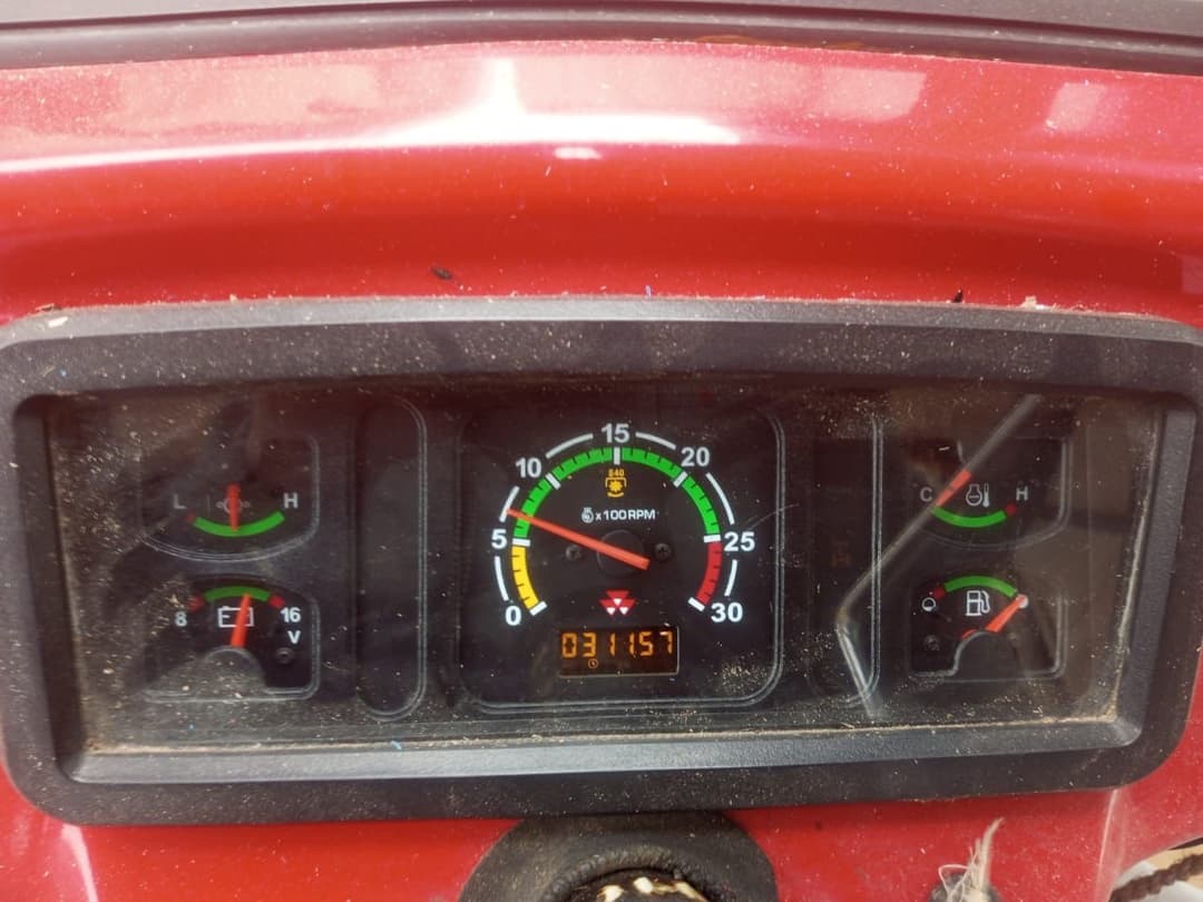 Massey ferguson 1035 DI (2)