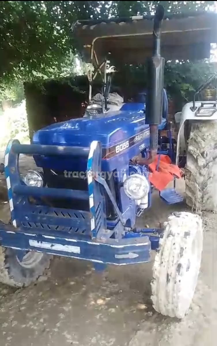 Farmtrac 6055 Powermaxx