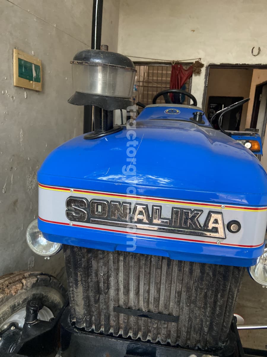 Sonalika DI 35