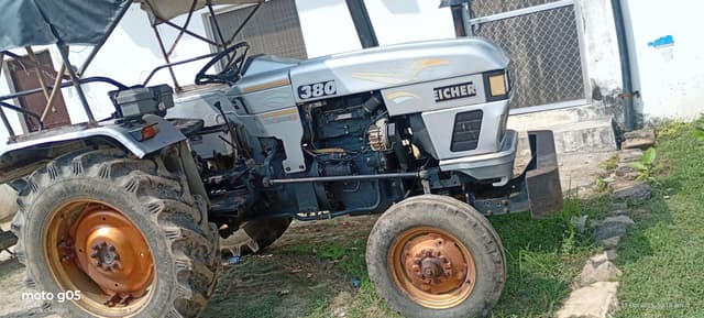 Eicher 380 (4)