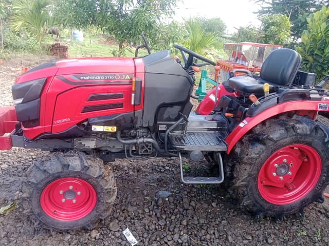 Mahindra OJA 2130 (2)
