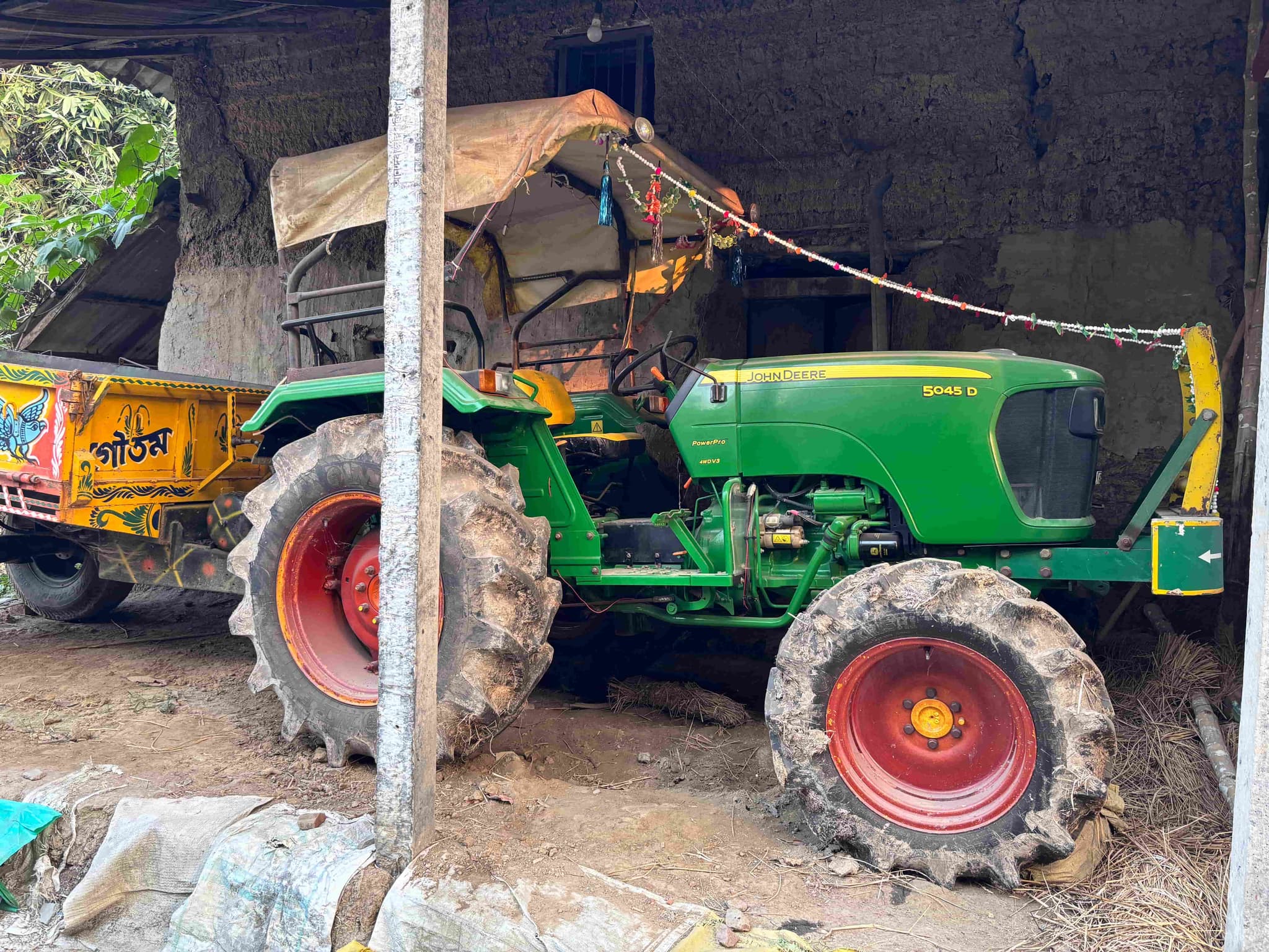 John deere 5045 D Power Pro 4WD (46HP) (2)