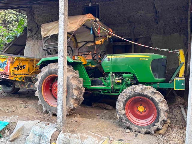 John deere 5045 D Power Pro 4WD (46HP) (2)