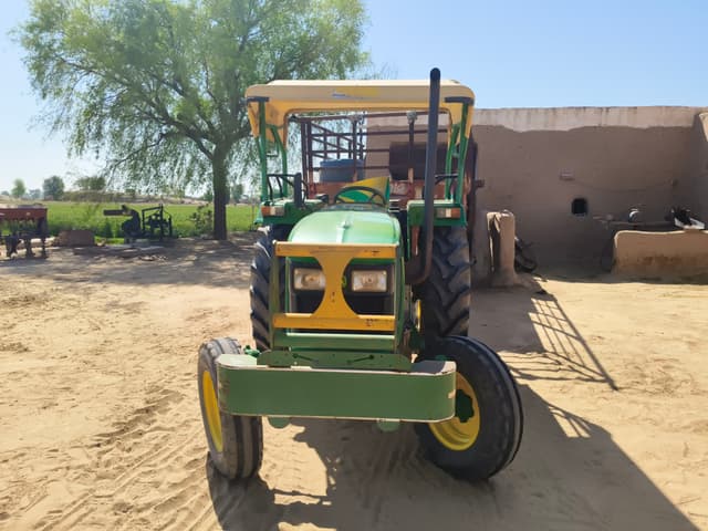 John deere 5050 D (50HP) (1)